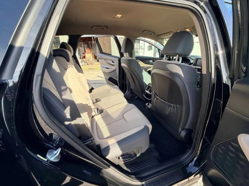 2020 Hyundai Santa Fe - Image 6 of 12