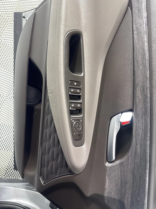 2020 Hyundai Santa Fe - Image 12 of 12