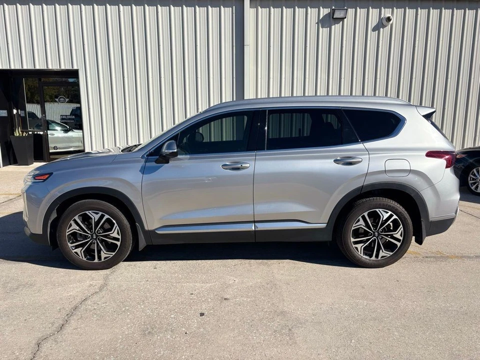 2020 Hyundai Santa Fe - Image 2 of 21
