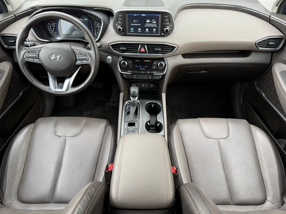 2020 Hyundai Santa Fe - Image 17 of 21