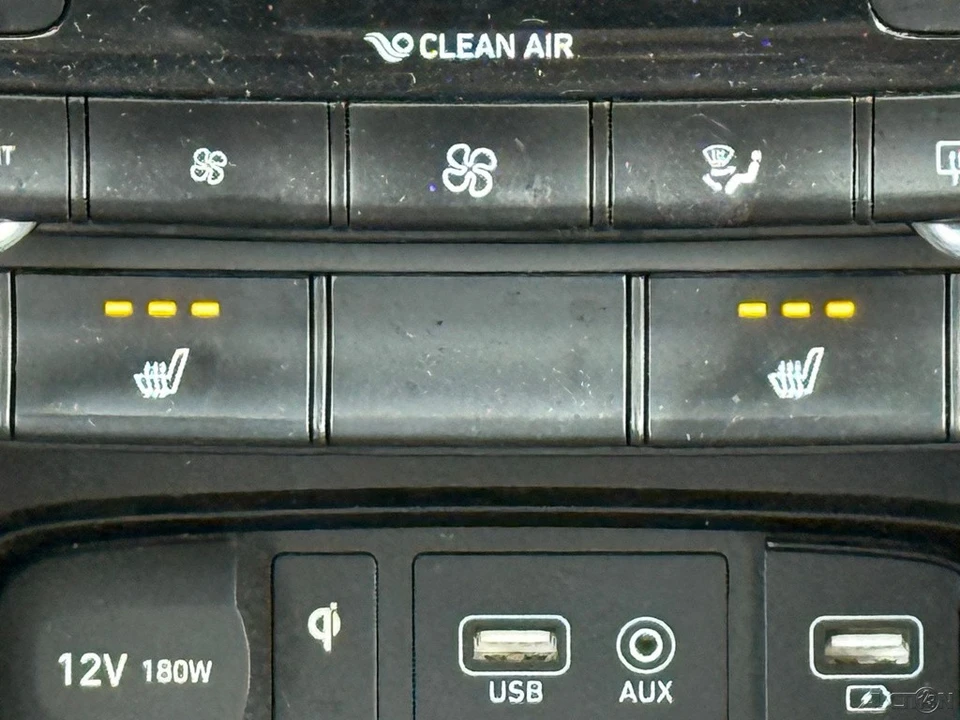 2020 Hyundai Santa Fe - Image 21 of 21