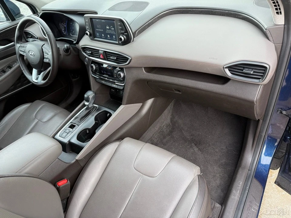 2020 Hyundai Santa Fe - Image 15 of 21