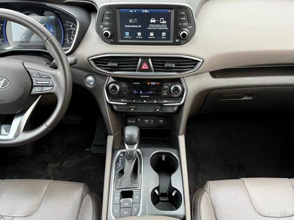 2020 Hyundai Santa Fe - Image 18 of 21