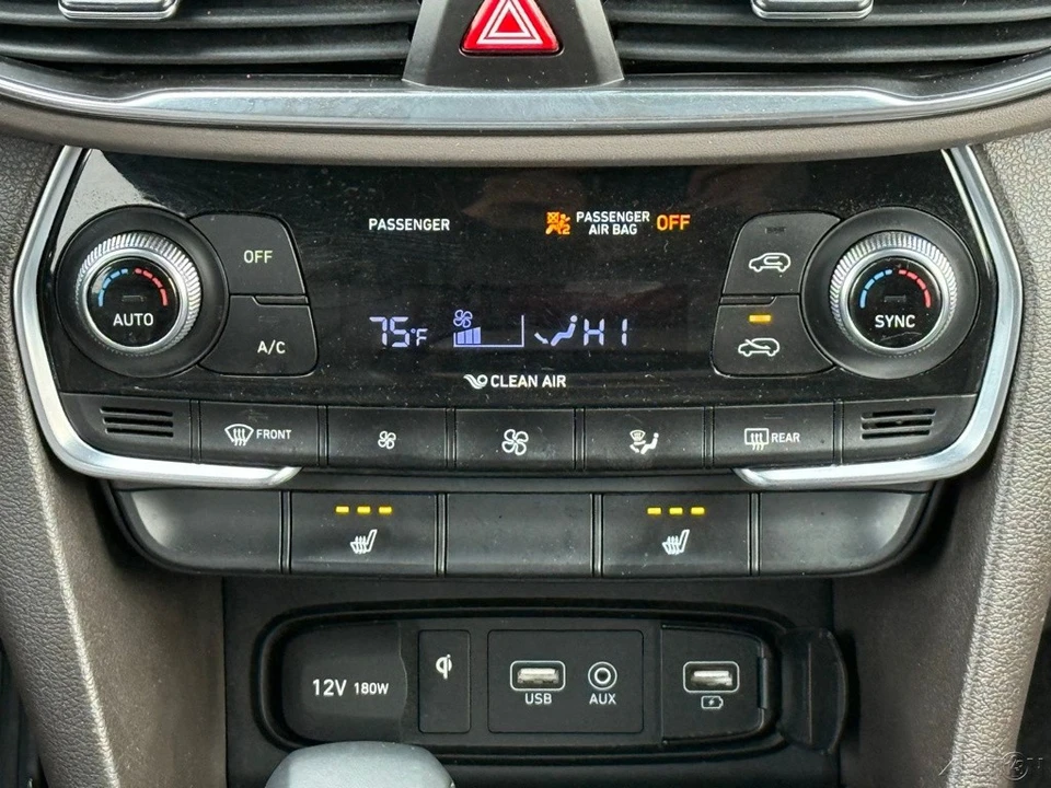 2020 Hyundai Santa Fe - Image 20 of 21