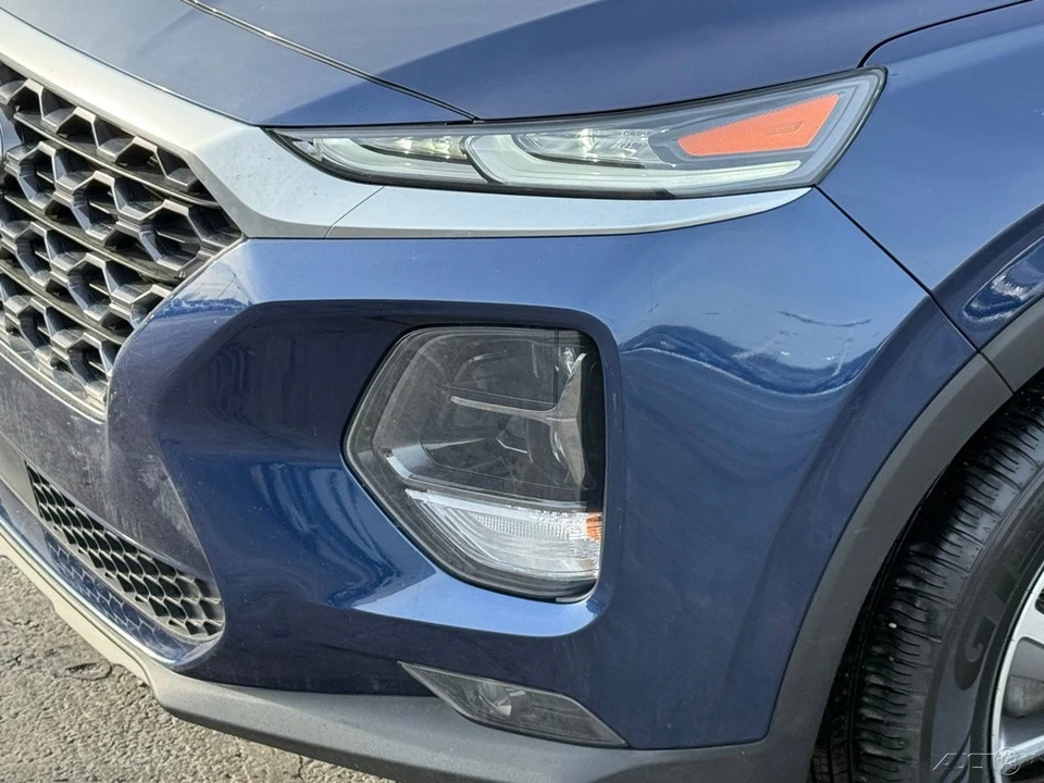 2020 Hyundai Santa Fe - Image 9 of 12