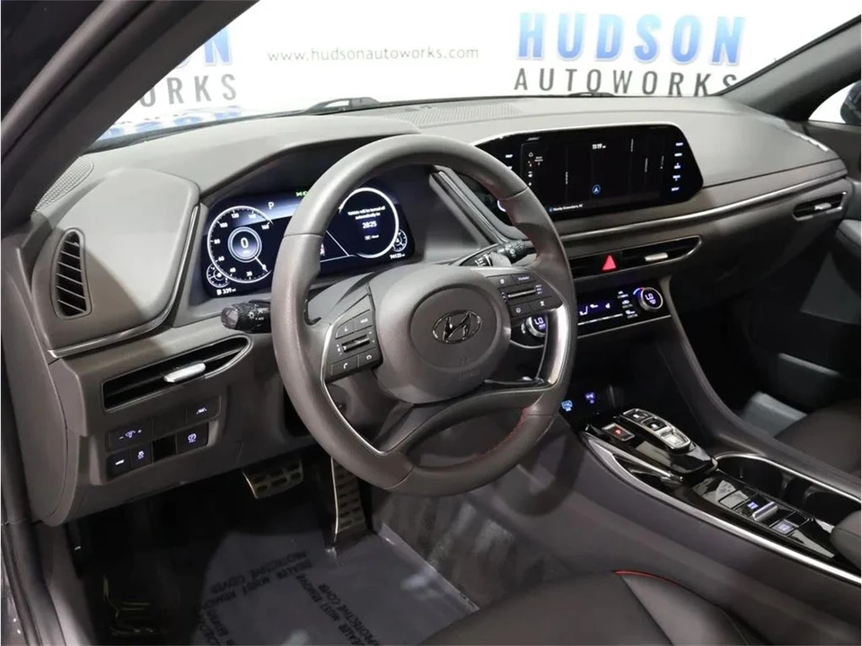 2020 Hyundai Sonata - Image 11 of 31