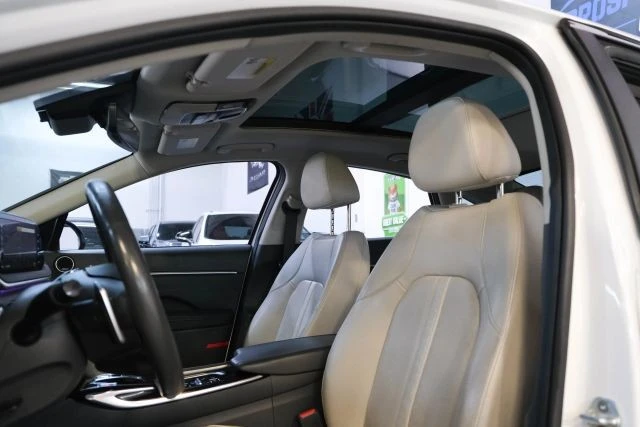 2020 Hyundai Sonata - Image 8 of 21