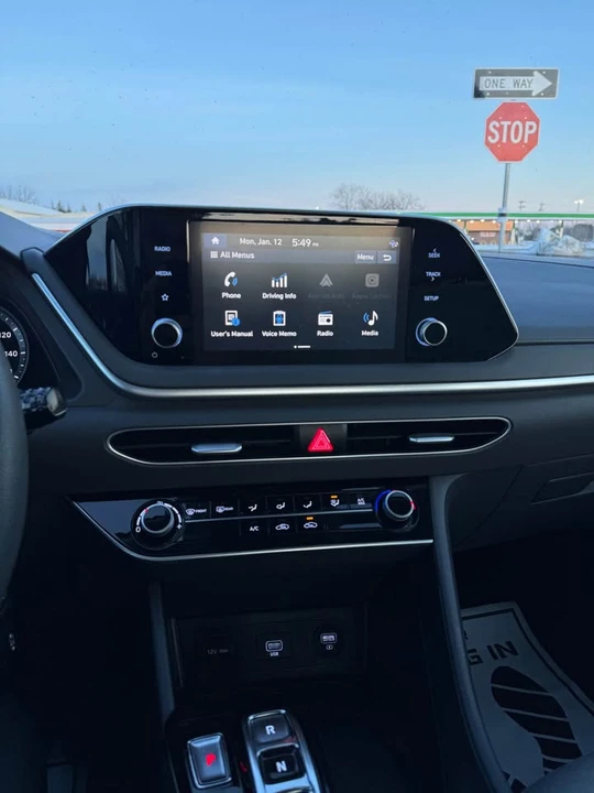 2020 Hyundai Sonata - Image 17 of 18