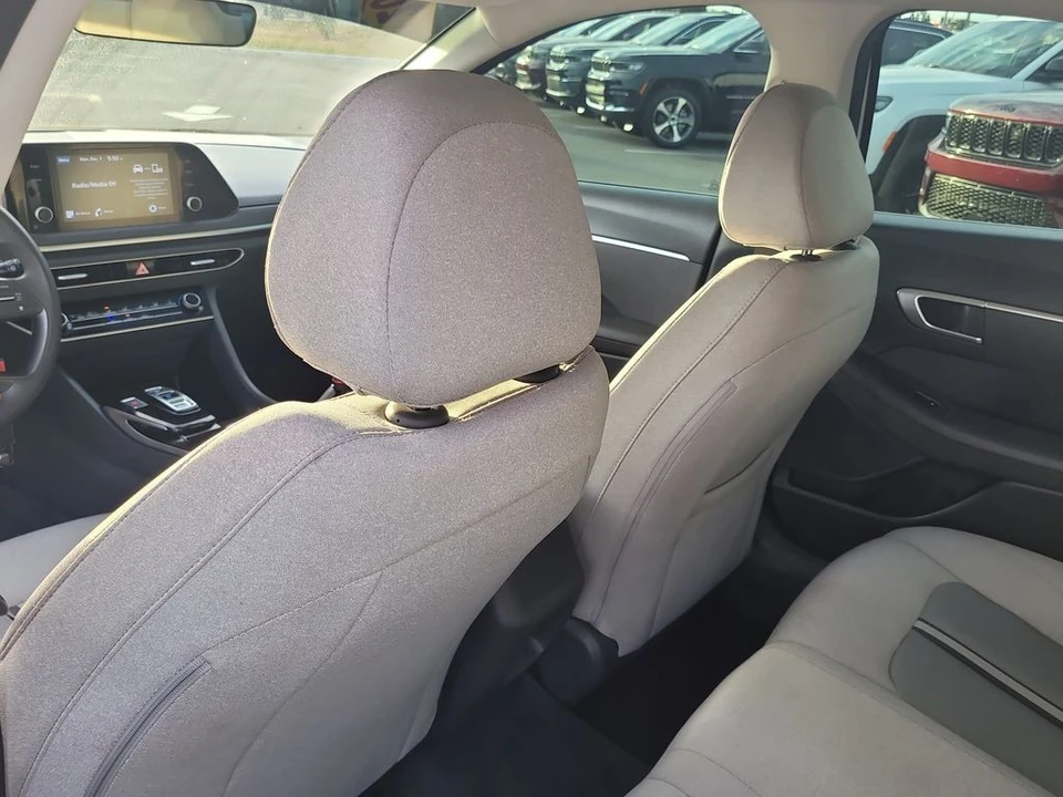 2020 Hyundai Sonata - Image 10 of 12