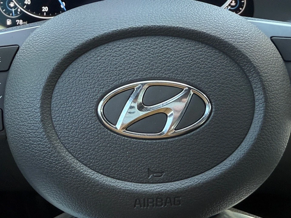 2020 Hyundai Sonata - Image 16 of 21