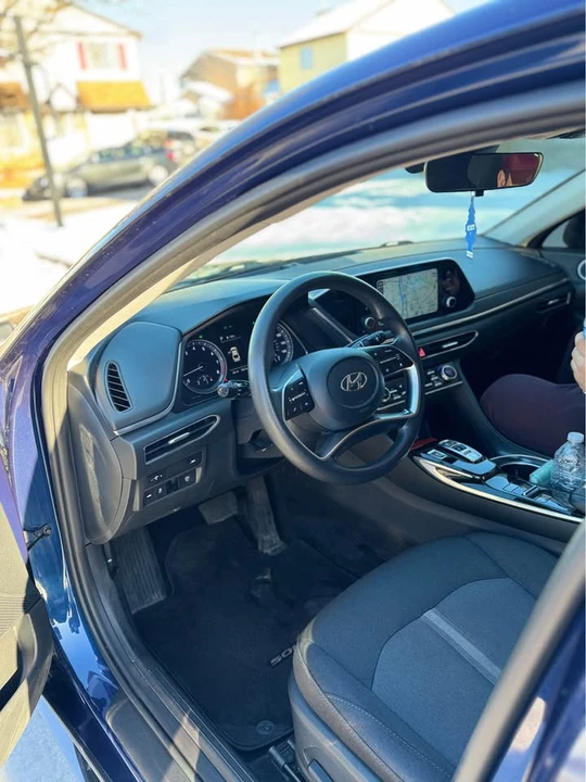 2020 Hyundai Sonata - Image 8 of 9