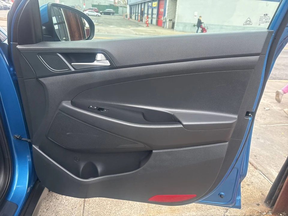 2020 Hyundai Tucson - Image 12 of 21