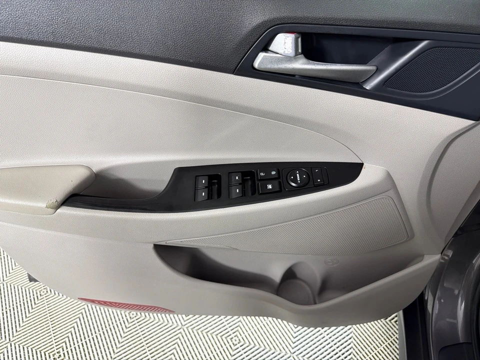 2020 Hyundai Tucson - Image 11 of 21