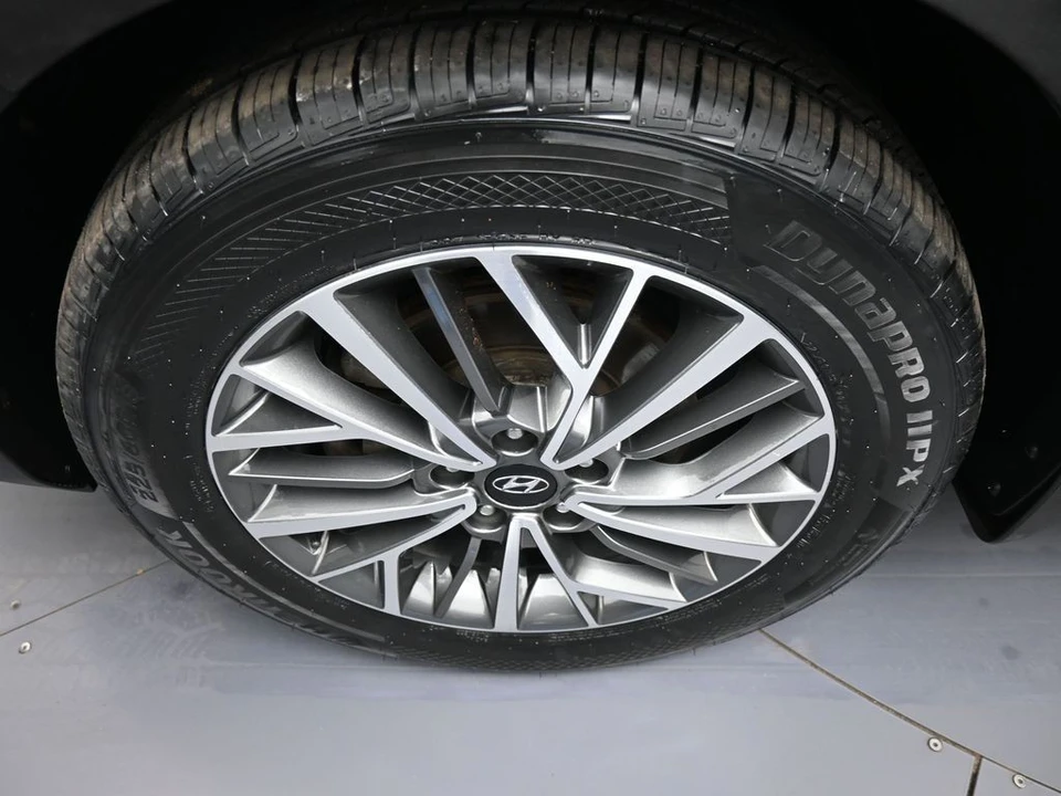 2020 Hyundai Tucson - Image 14 of 21