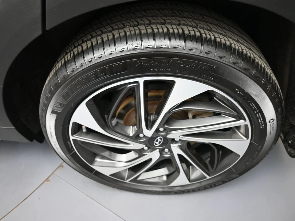 2020 Hyundai Tucson - Image 15 of 31
