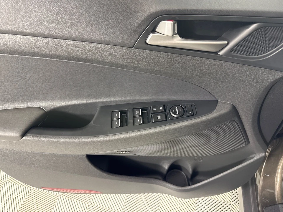 2020 Hyundai Tucson - Image 11 of 12