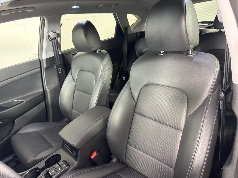 2020 Hyundai Tucson - Image 13 of 21