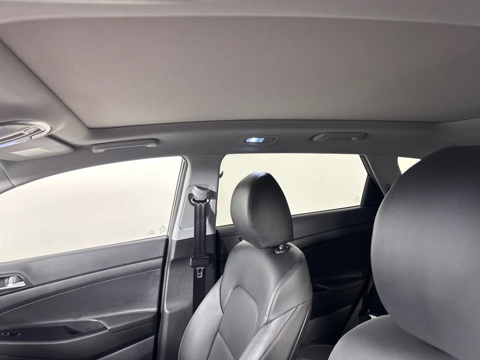 2020 Hyundai Tucson - Image 14 of 21