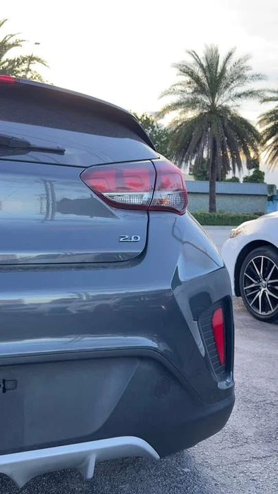 2020 Hyundai Veloster - Image 3 of 14