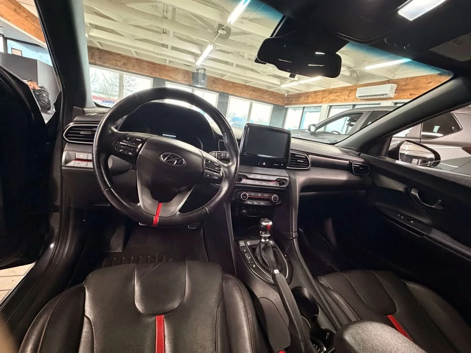 2020 Hyundai Veloster - Image 12 of 20