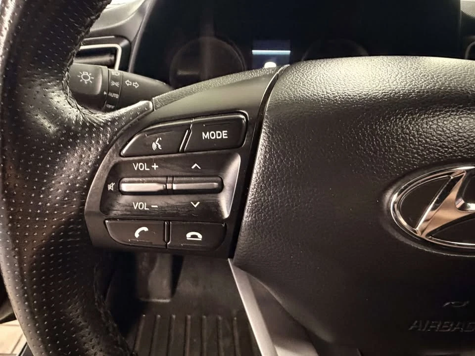 2020 Hyundai Veloster - Image 18 of 20