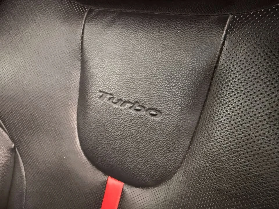 2020 Hyundai Veloster - Image 15 of 20