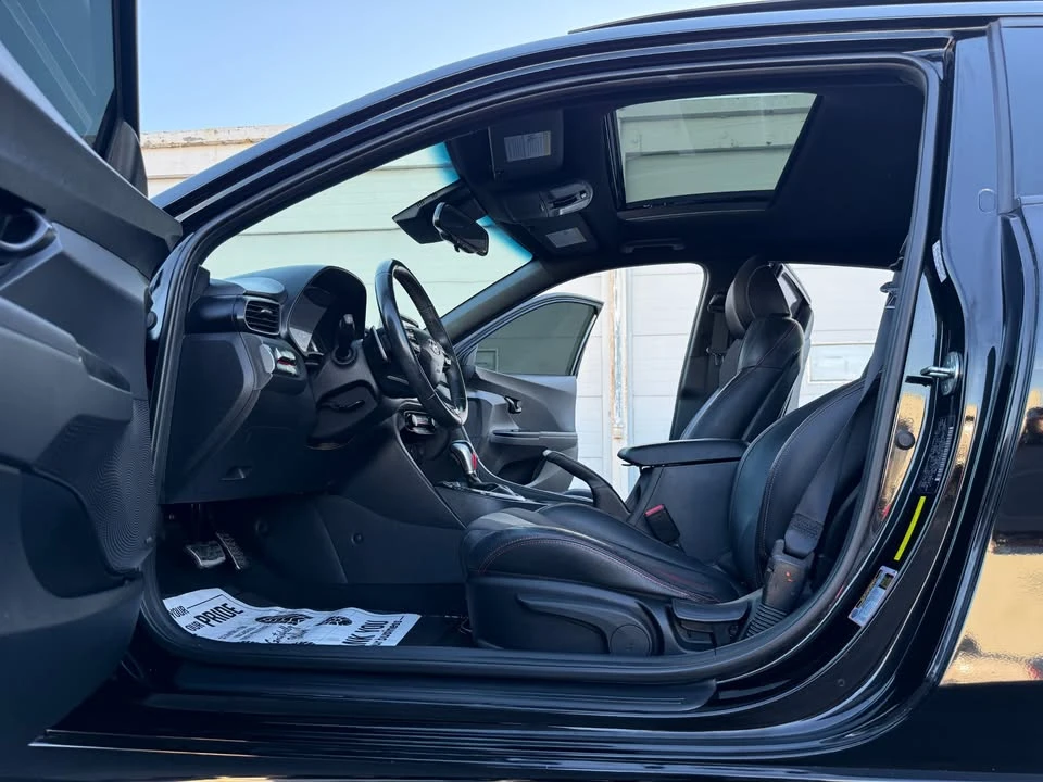2020 Hyundai Veloster - Image 18 of 20