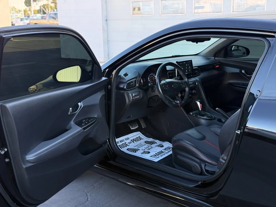 2020 Hyundai Veloster - Image 9 of 20