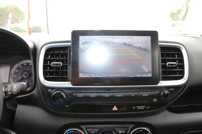 2020 Hyundai Venue - Image 14 of 19