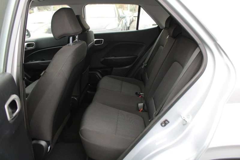 2020 Hyundai Venue - Image 11 of 19