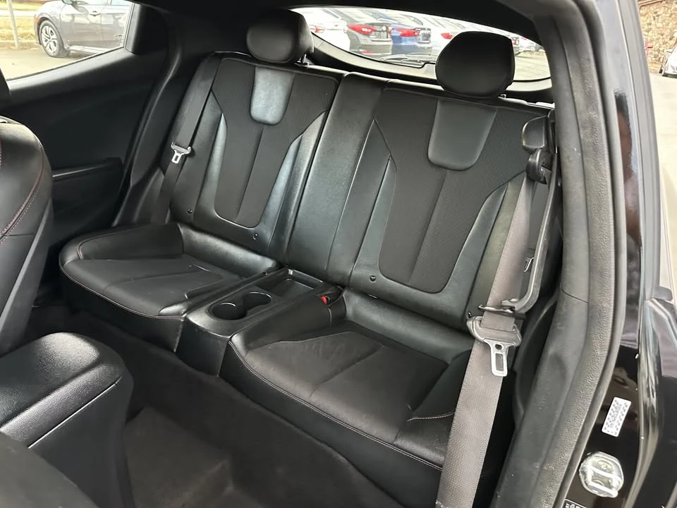 2020 Hyundai Veloster - Image 9 of 18