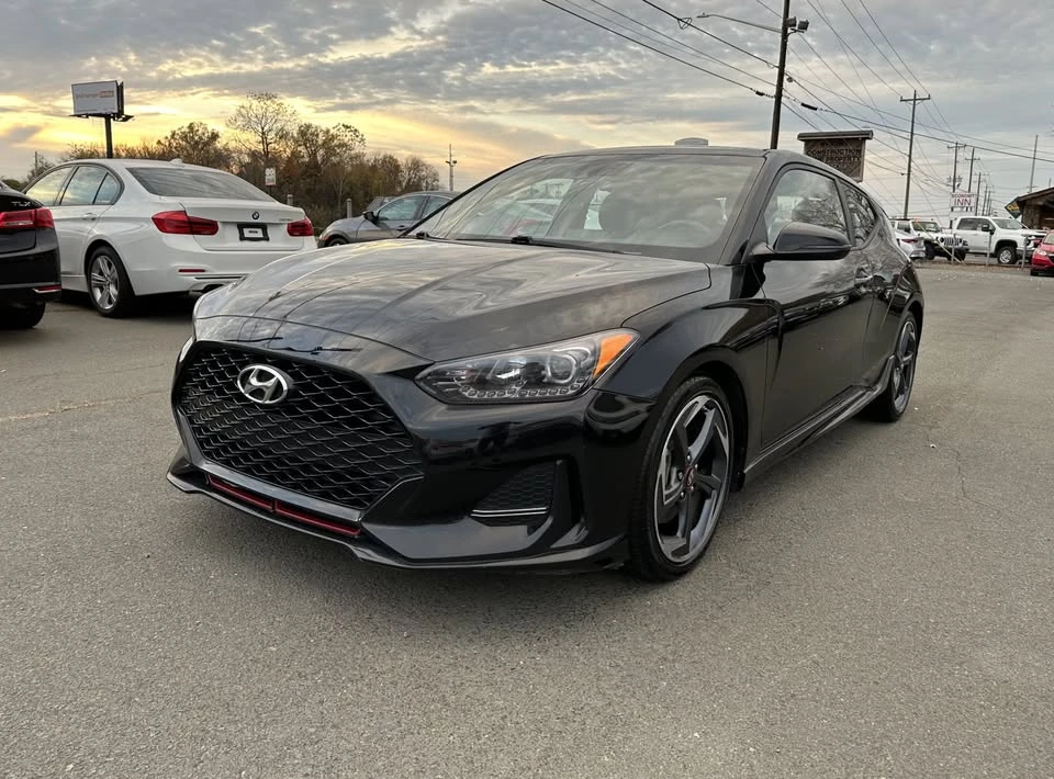 2020 Hyundai Veloster - Image 3 of 18