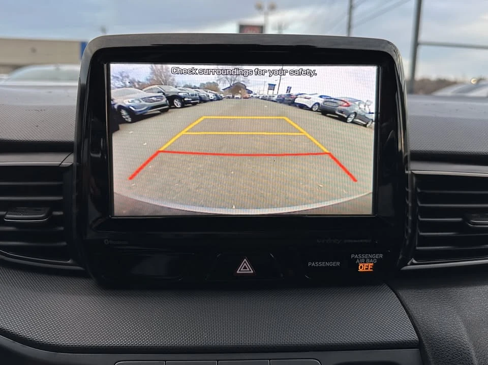 2020 Hyundai Veloster - Image 17 of 18