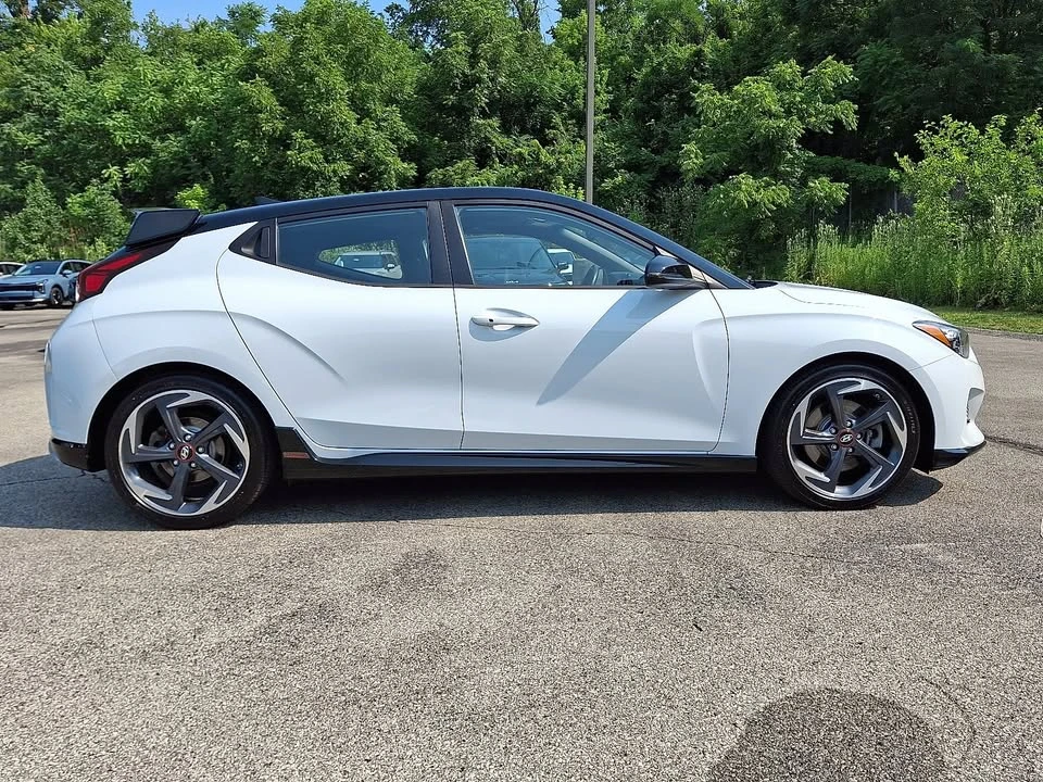 2020 Hyundai Veloster - Image 7 of 12