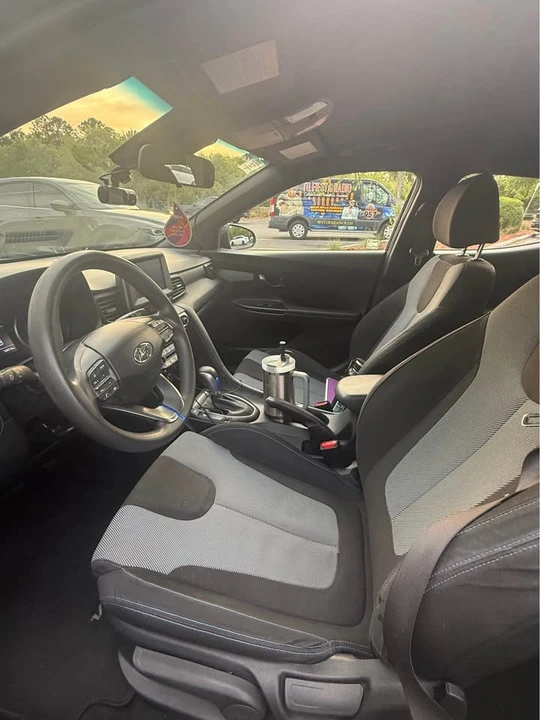 2020 Hyundai Veloster - Image 14 of 15