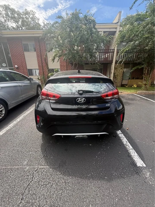 2020 Hyundai Veloster - Image 6 of 15