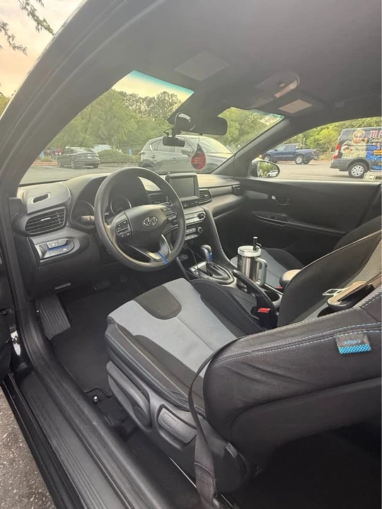 2020 Hyundai Veloster - Image 15 of 15