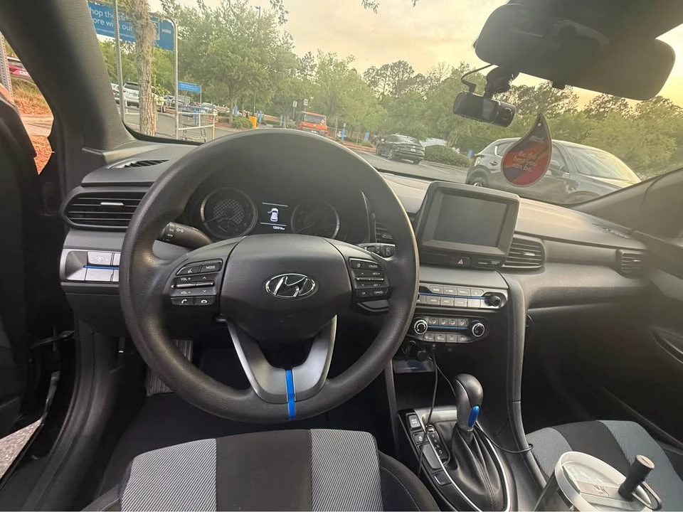 2020 Hyundai Veloster - Image 12 of 15