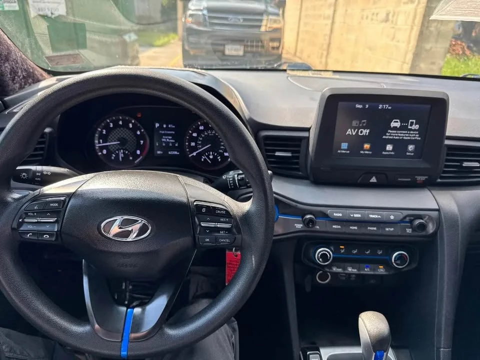 2020 Hyundai Veloster - Image 16 of 20