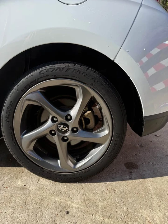 2020 Hyundai Veloster - Image 6 of 15