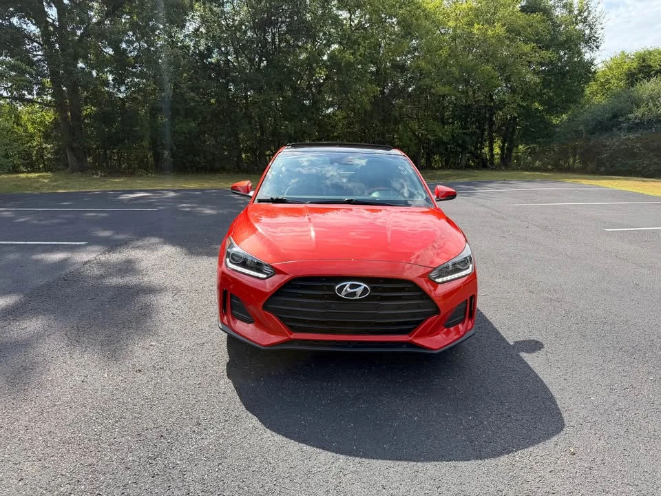 2020 Hyundai Veloster - Image 9 of 19