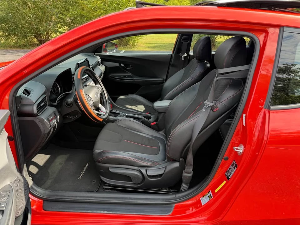 2020 Hyundai Veloster - Image 11 of 19