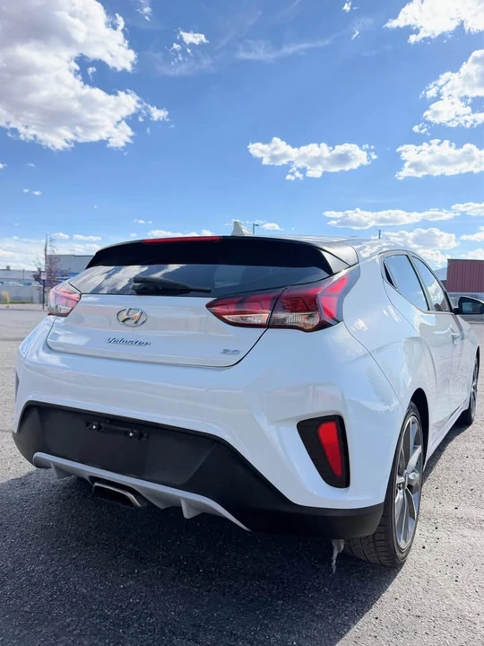 2020 Hyundai Veloster - Image 10 of 20