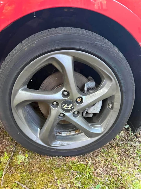 2020 Hyundai Veloster - Image 15 of 18
