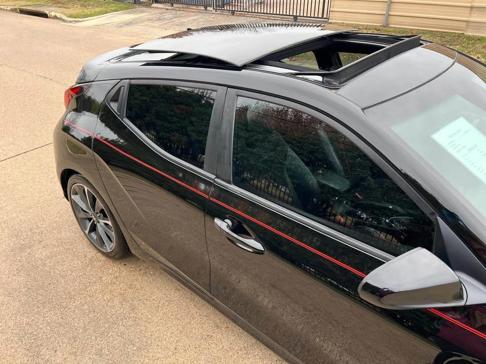 2020 Hyundai Veloster - Image 11 of 19