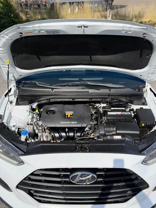 2020 Hyundai Veloster - Image 19 of 20