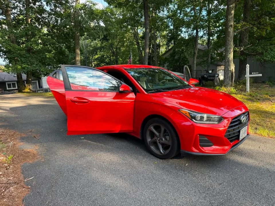 2020 Hyundai Veloster - Image 10 of 18