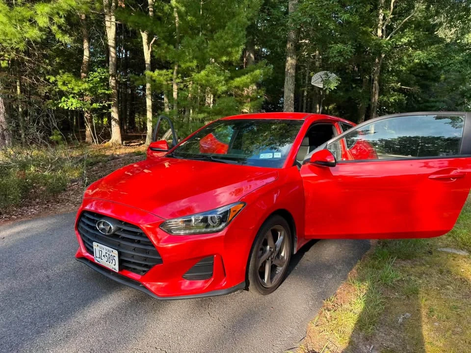 2020 Hyundai Veloster - Image 11 of 18