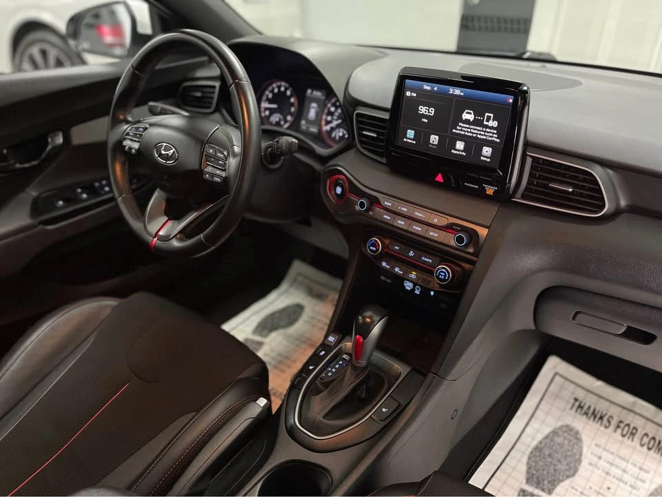 2020 Hyundai Veloster - Image 16 of 18