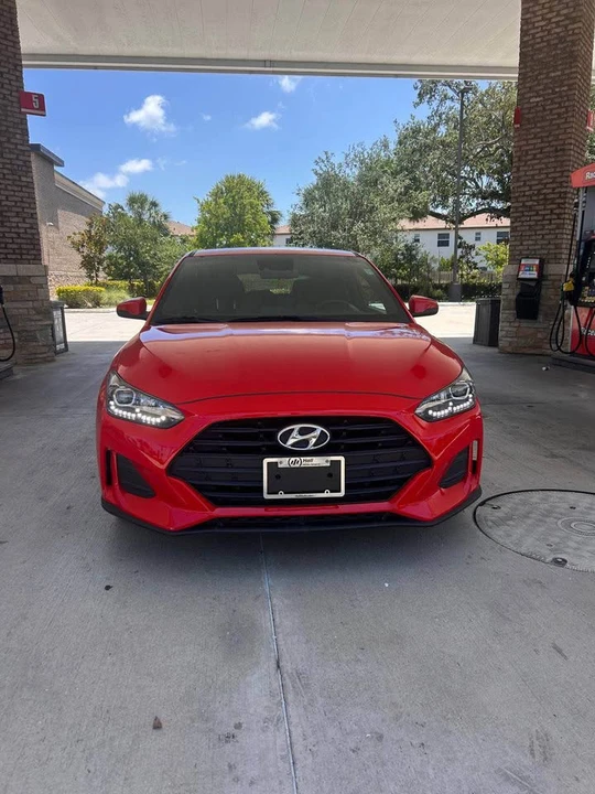 2020 Hyundai Veloster - Image 2 of 5